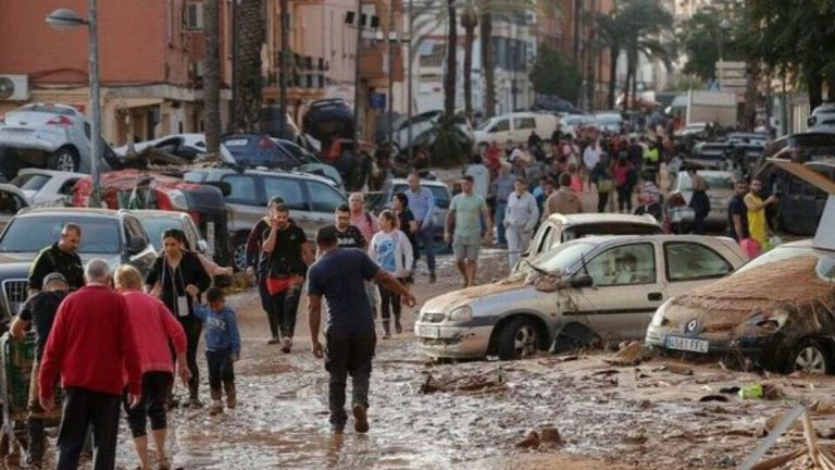 Valencia Se Ahogan Pero El Pueblo No Se Rinde C Mo Puedes Ayudar A Las