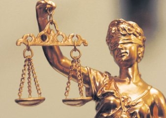 tutela judicial justicia balanza