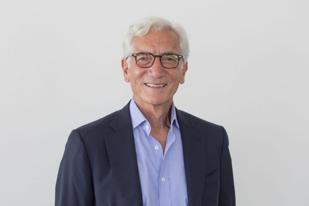 Sir Ronald Cohen insta la necesidad de la tecnología E&J